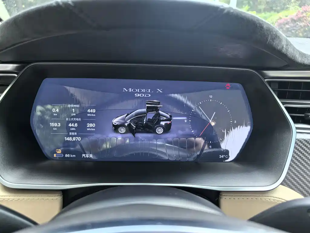 Tesla Model X — миниатюра 15
