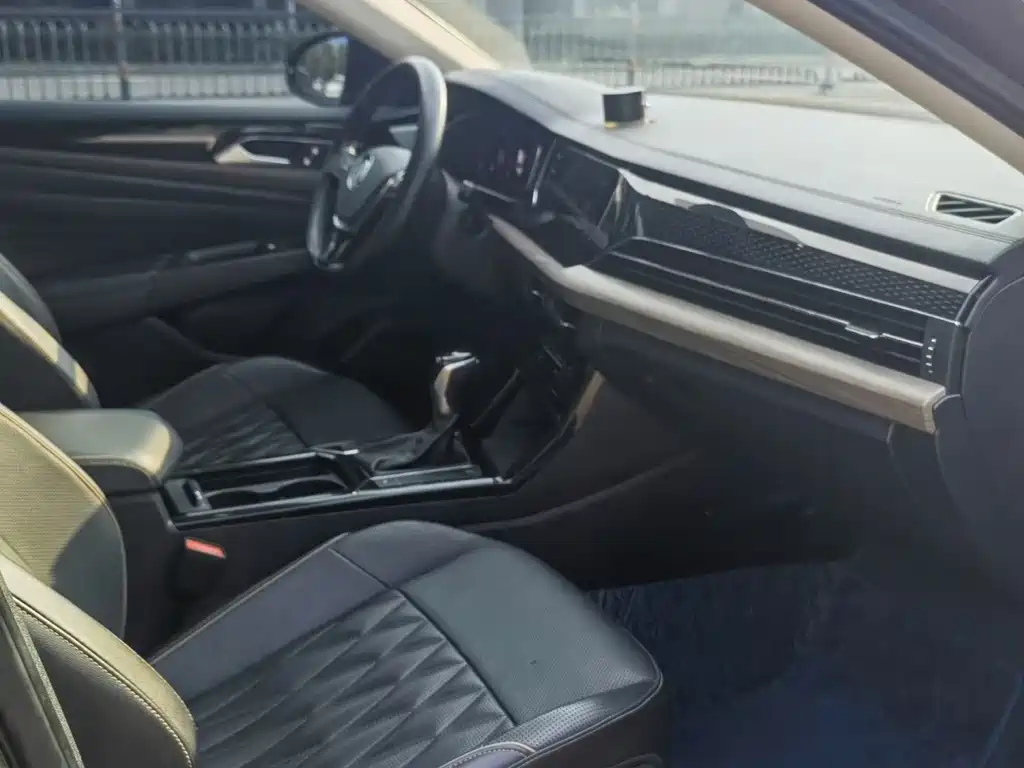 Volkswagen Passat — миниатюра 6