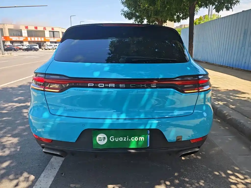 Porsche Macan — миниатюра 6