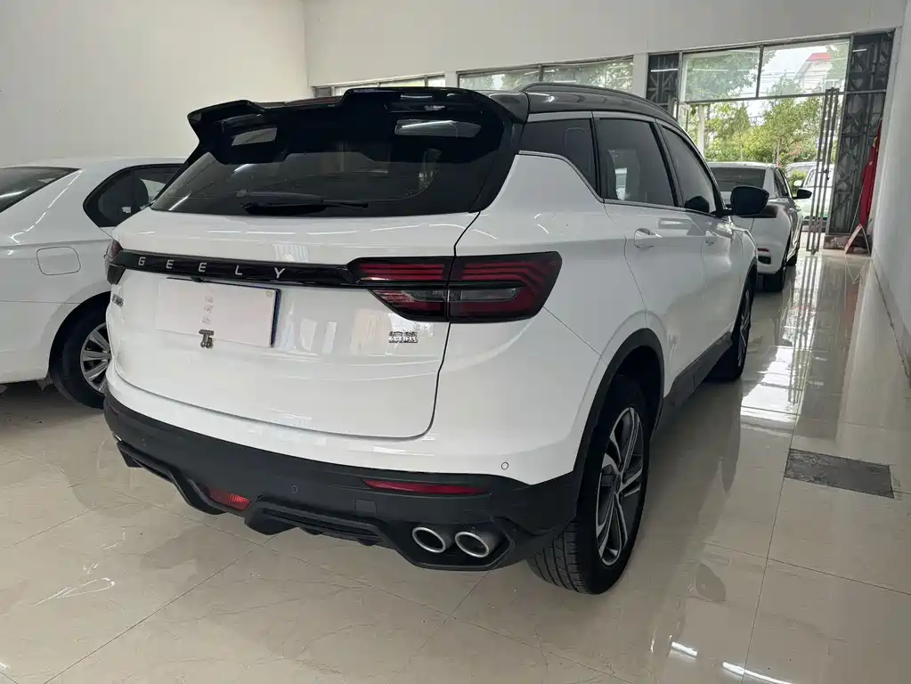 Geely Binyue — миниатюра 11