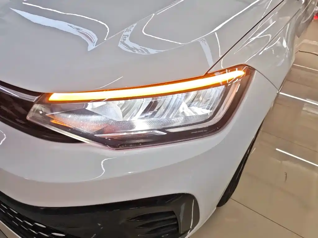 Volkswagen Lavida — миниатюра 24