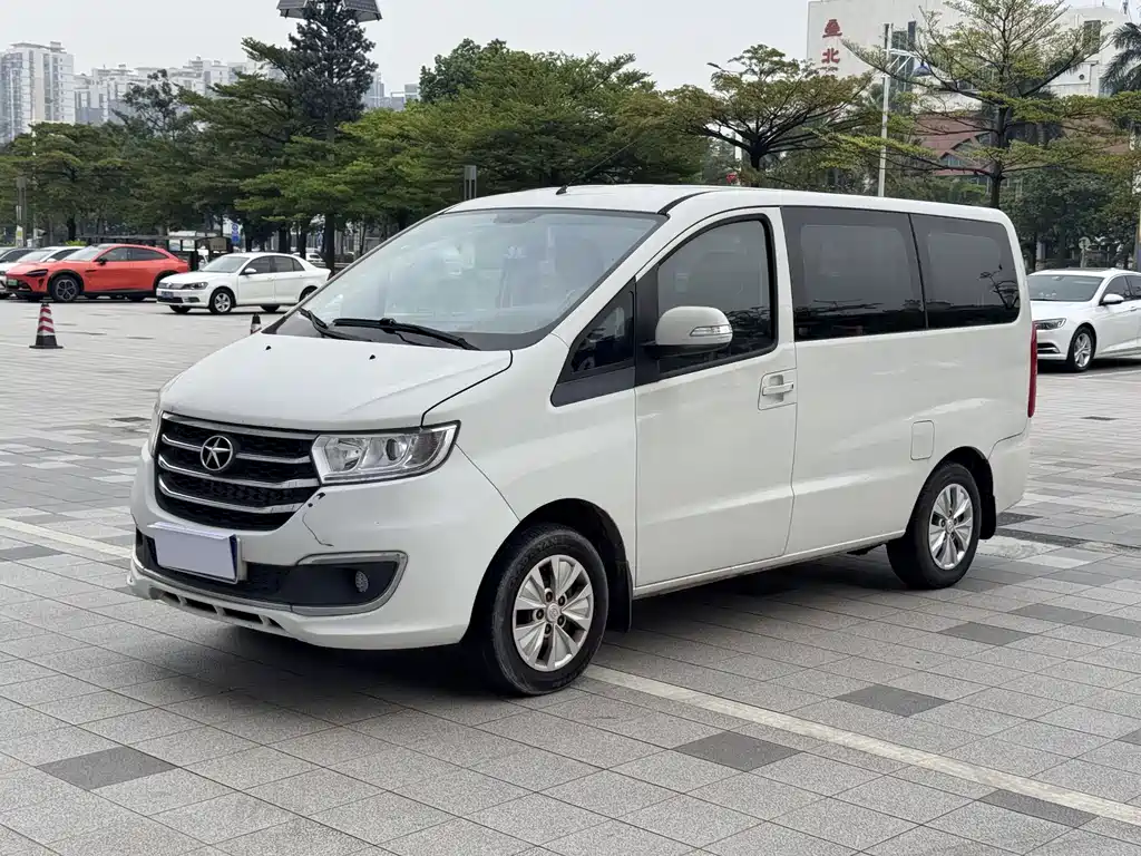 JAC Refine Refine M3