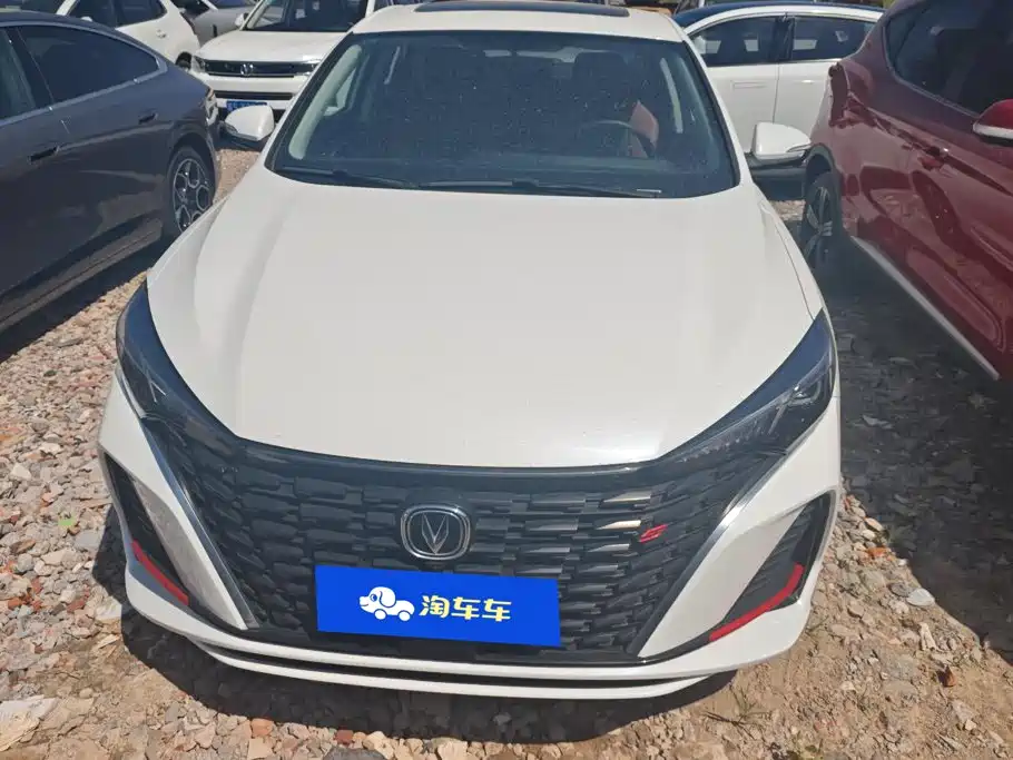 Changan Eado — миниатюра 2