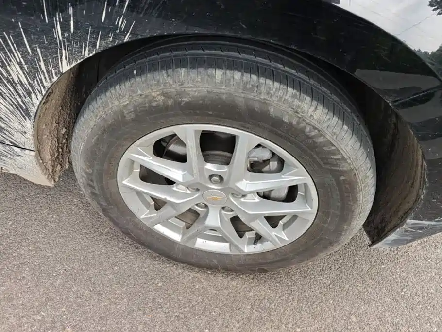 Chevrolet Equinox — миниатюра 6