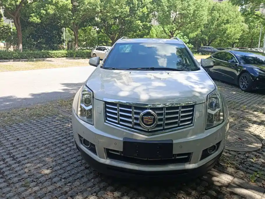 Cadillac SRX — миниатюра 2