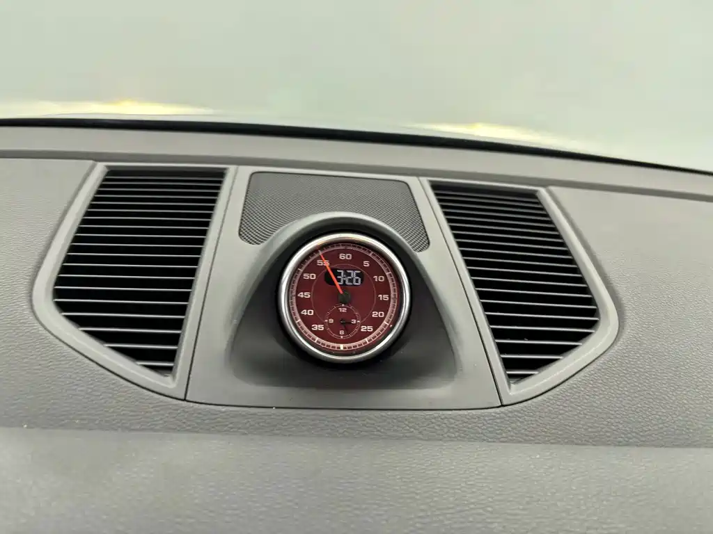 Porsche Macan — миниатюра 19