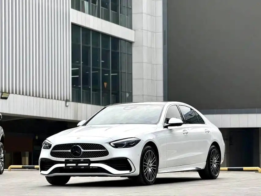 Mercedes-Benz C-Class 2024
