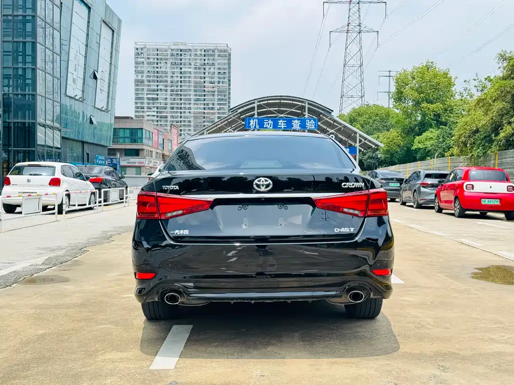 Toyota Crown 2.0T Fashion Edition, фото 15