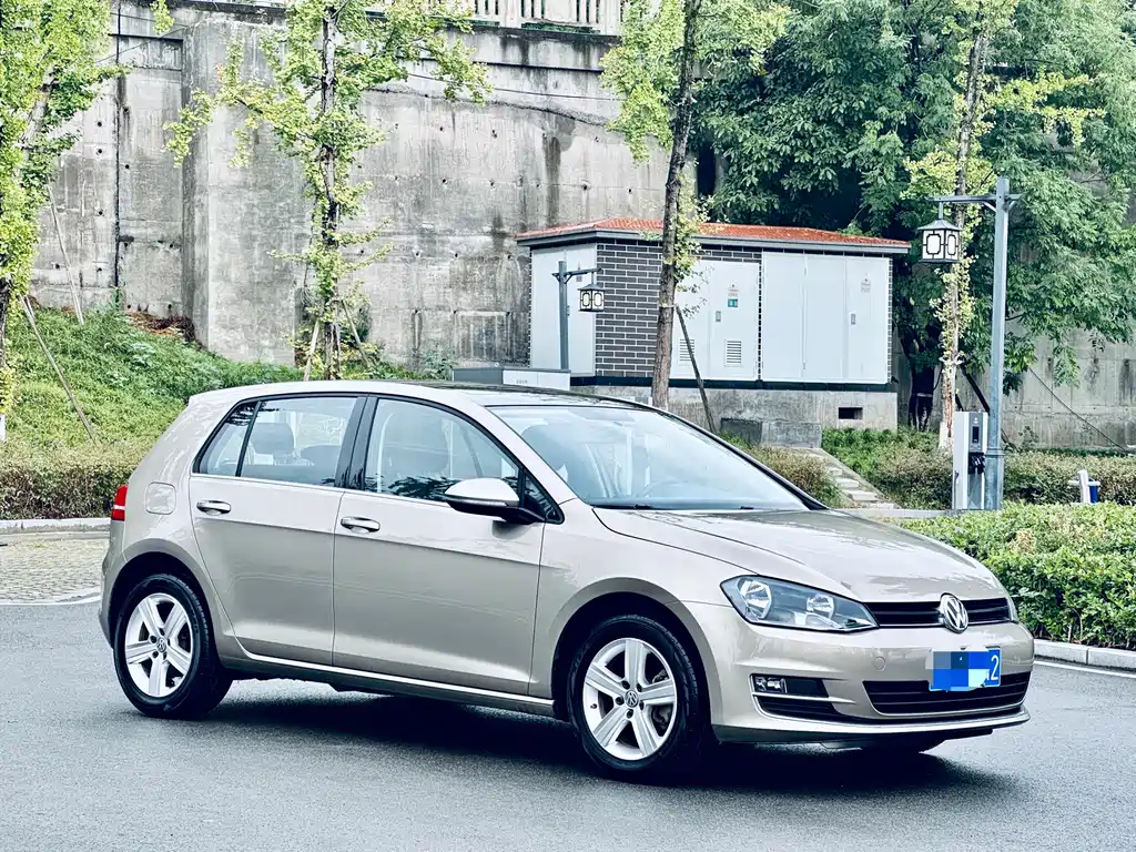 Volkswagen Golf — миниатюра 4