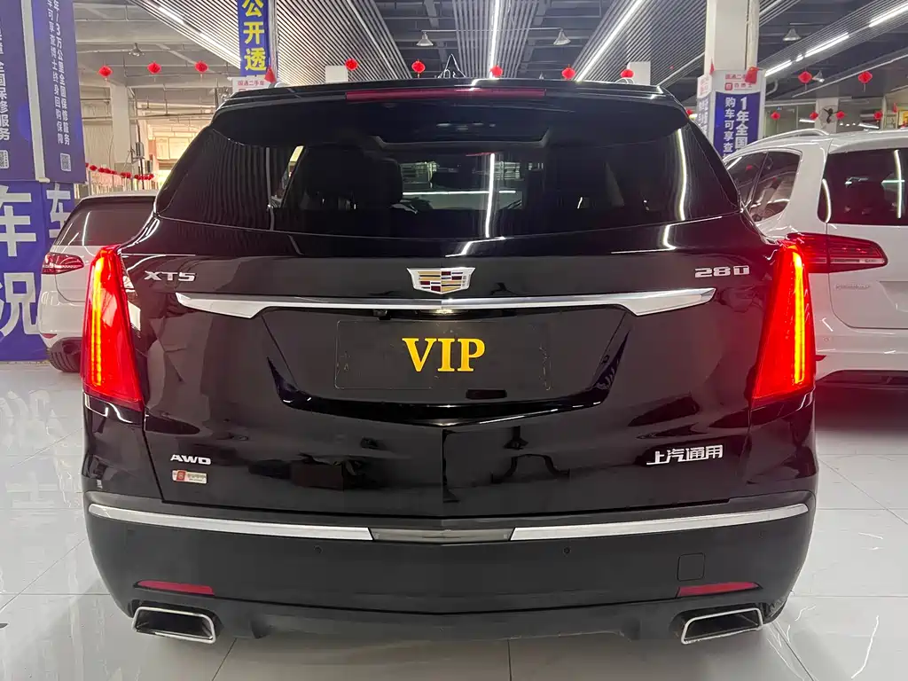 CADILLAC XT5