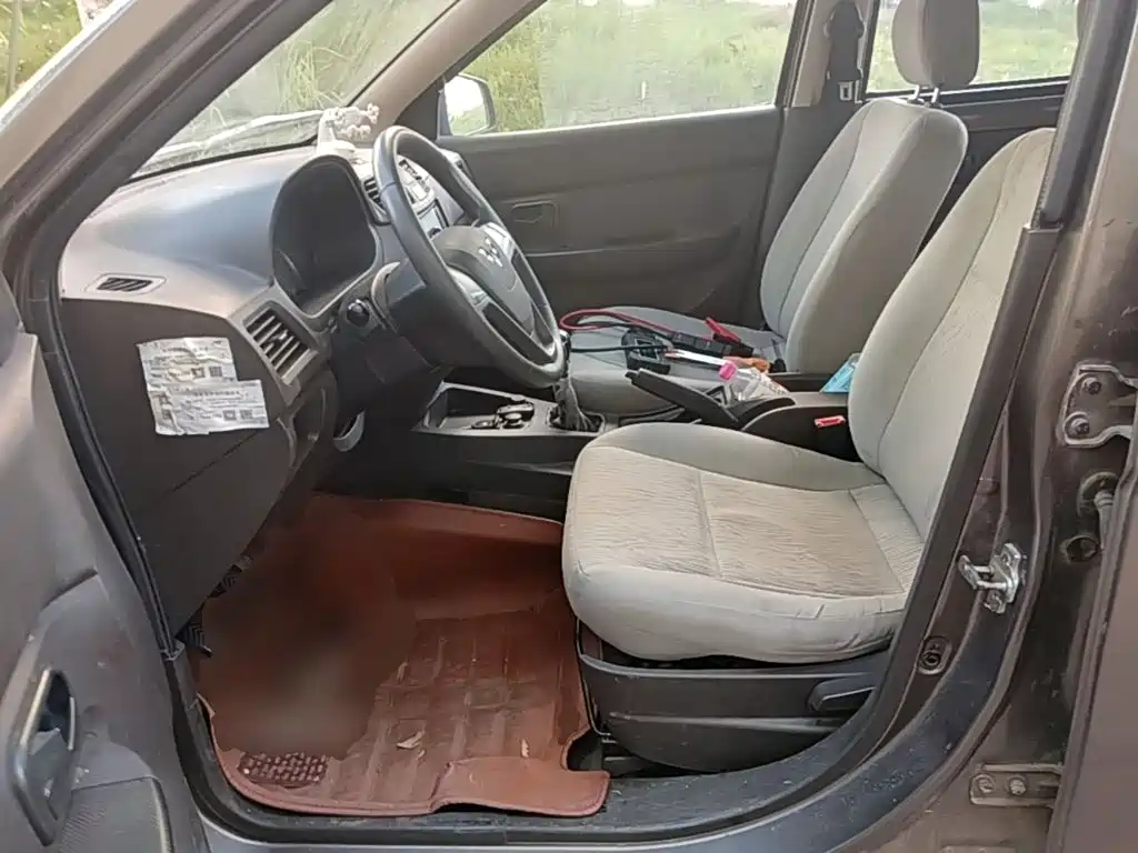 Wuling Hongguang — миниатюра 15