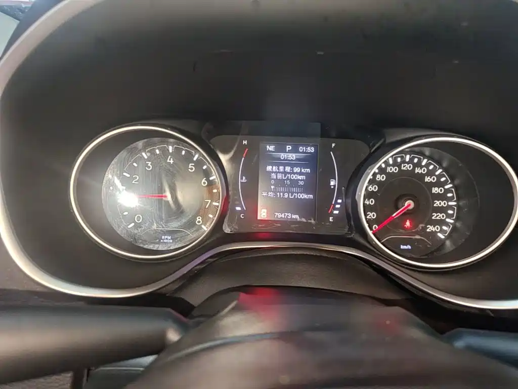 Jeep Compass — миниатюра 12