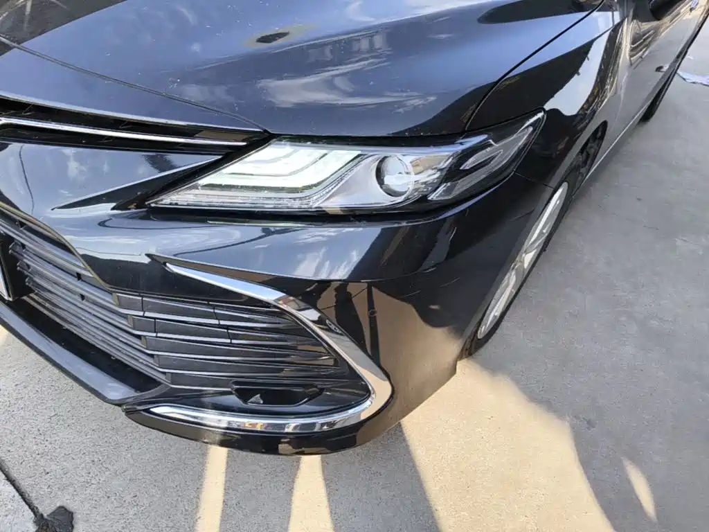Toyota Camry — миниатюра 24