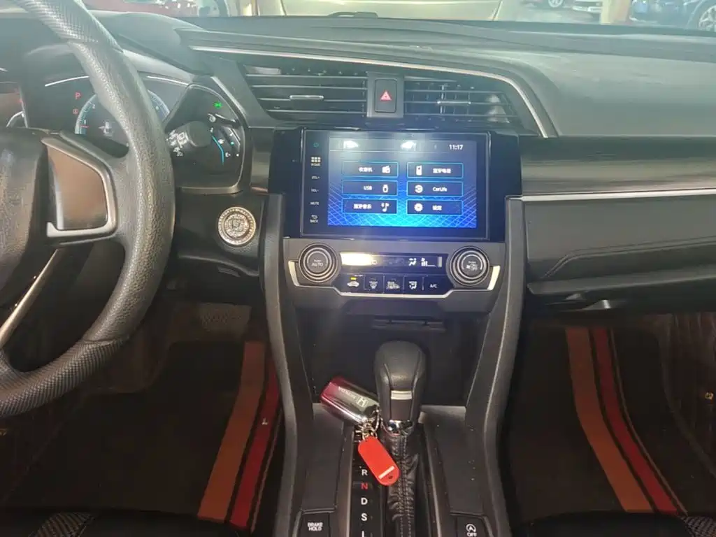 Honda Civic — миниатюра 13