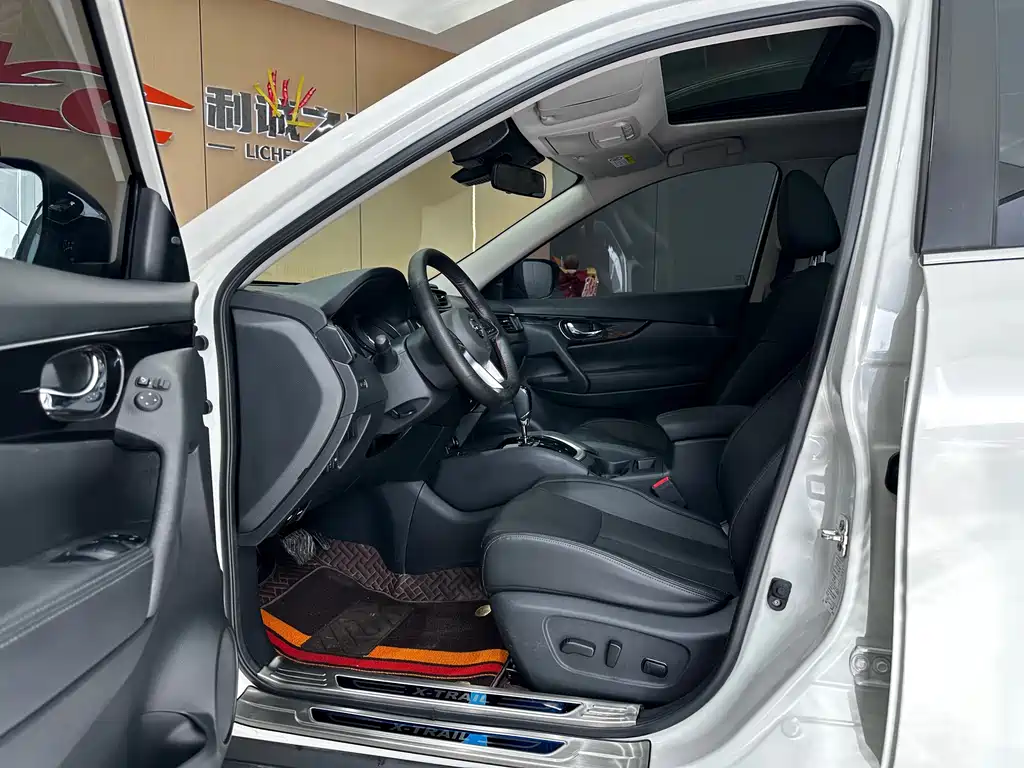 Nissan X-Trail 2023 2.0L Premium