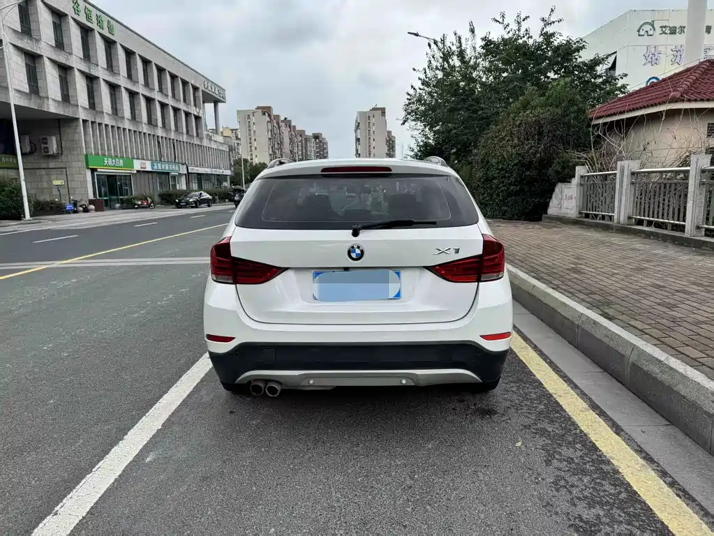 BMW X1 2015 sDrive18i Fashion