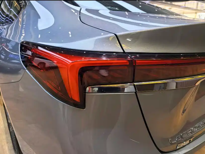 Buick LaCrosse — миниатюра 19