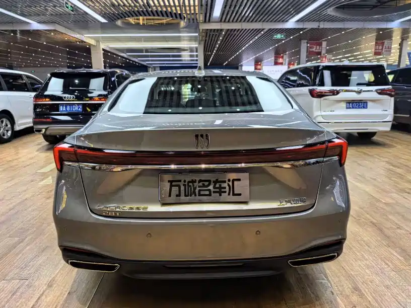 Buick LaCrosse — миниатюра 22