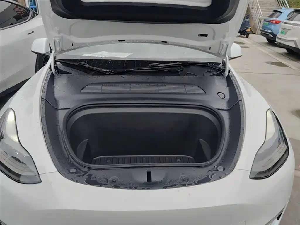 Tesla Model Y — фотографии объявления, Фото 20