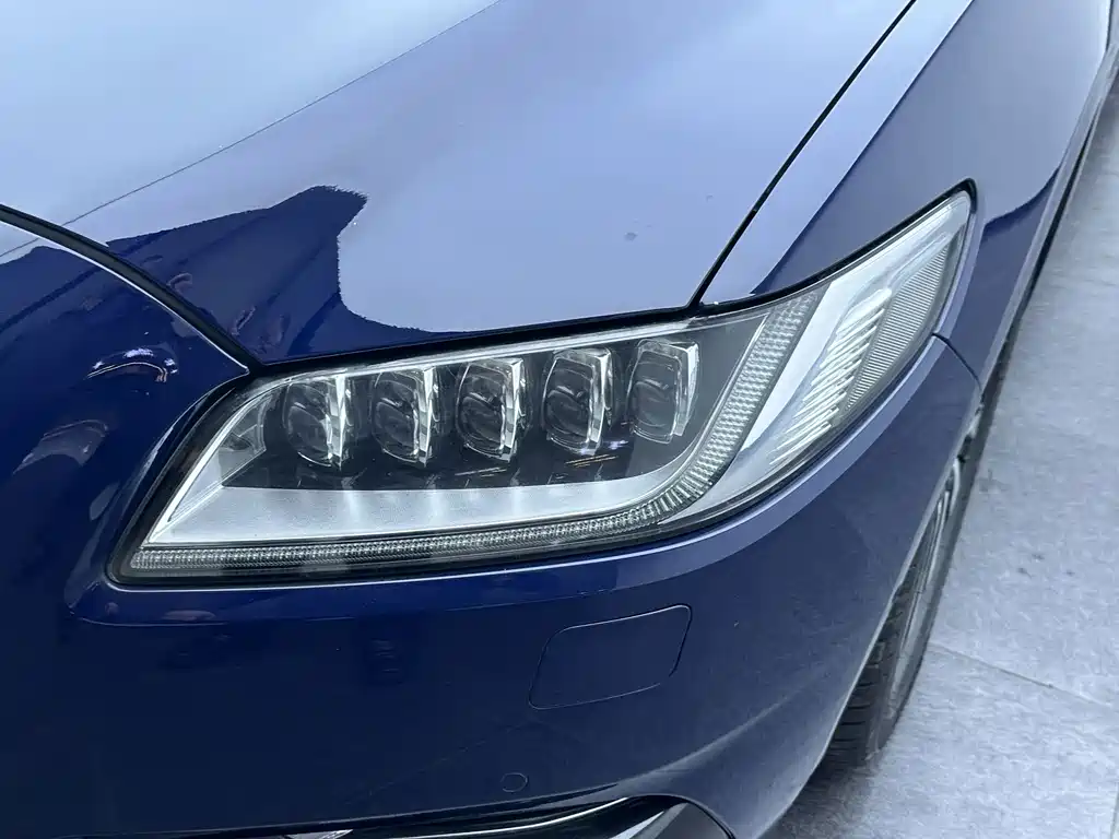 Lincoln Continental — миниатюра 17