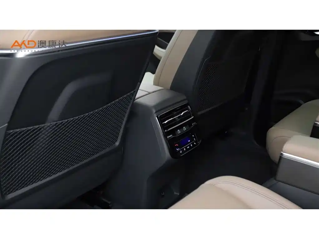 Audi Q6 2024 45 TFSI quattro 6 мест