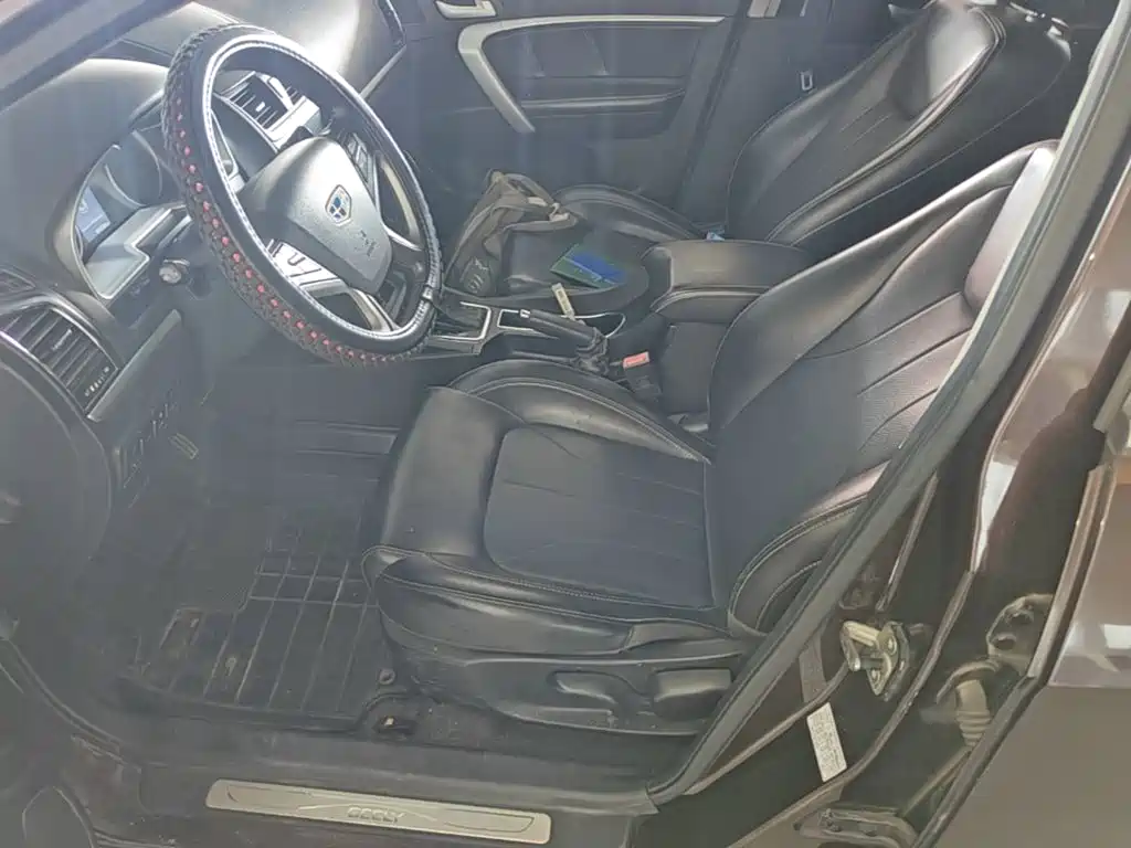 Geely Emgrand — миниатюра 15