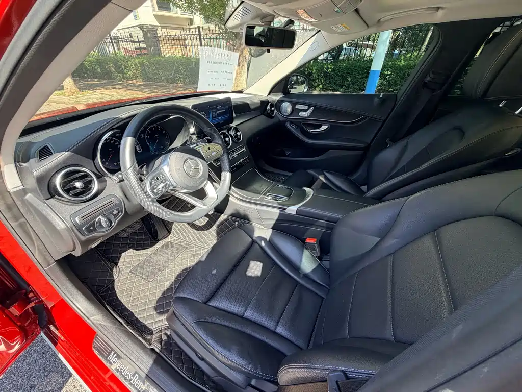 Mercedes-Benz C-Class — миниатюра 6