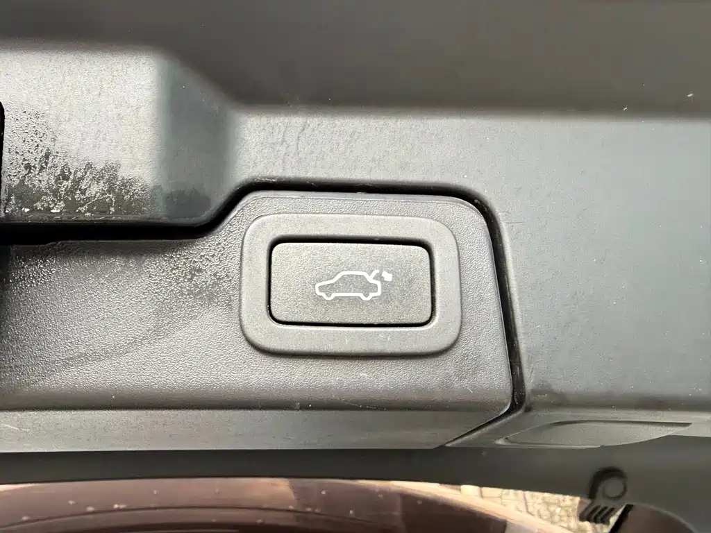 Land Rover Evoque — миниатюра 10