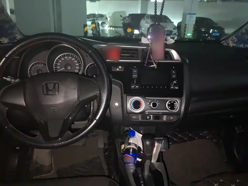 Honda Fit — миниатюра 5