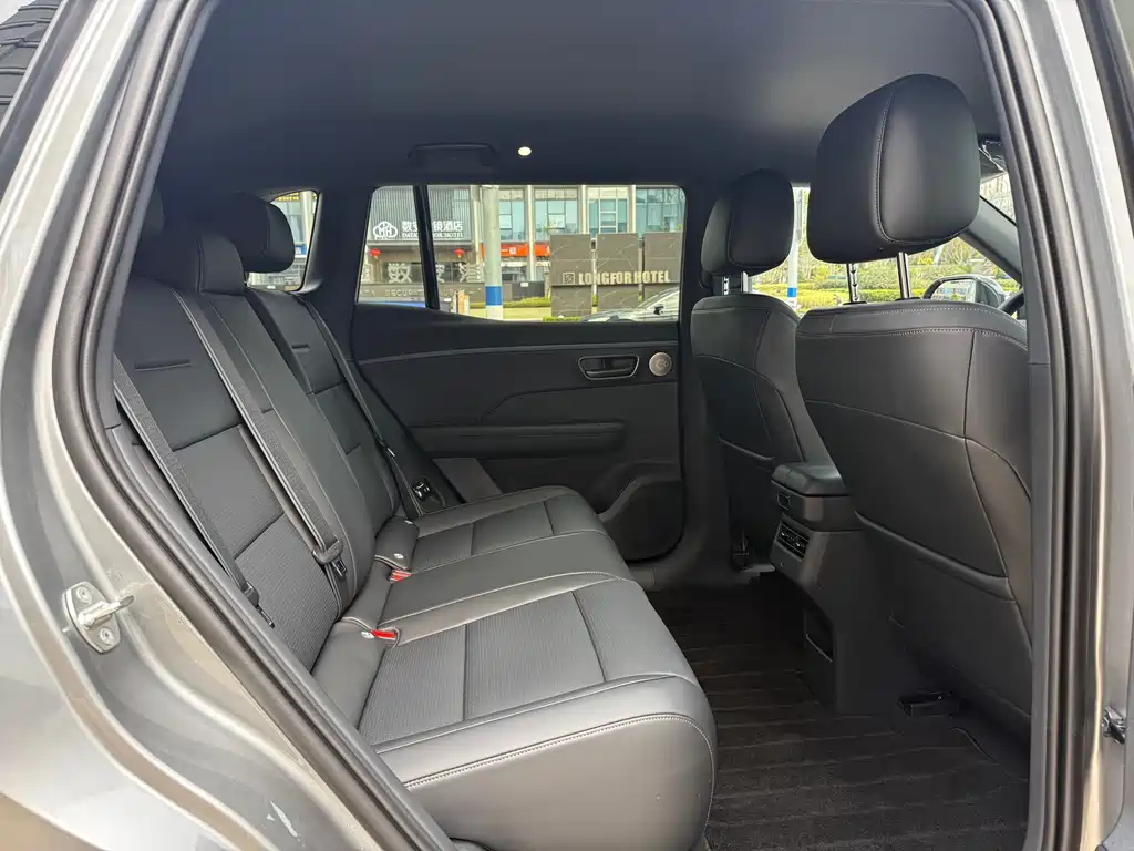 TOYOTA PLATINUM WISDOM 3X