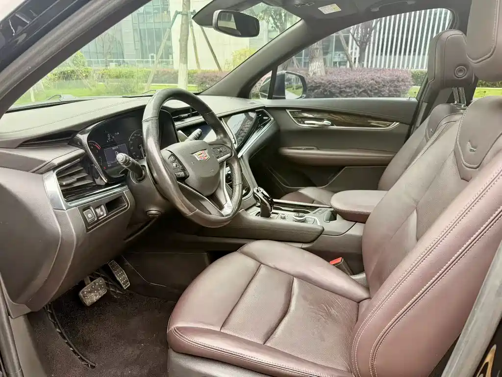 Cadillac XT6 — миниатюра 6