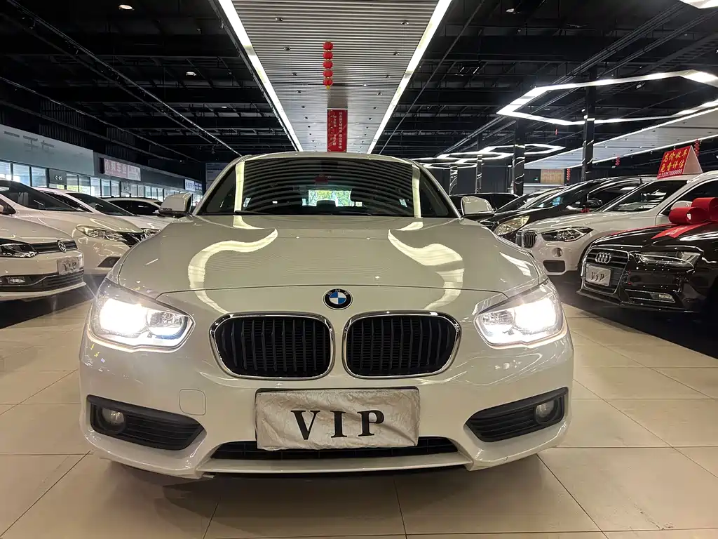 BMW 1 Series (Import)
