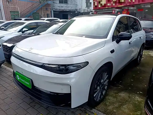 2025 Leapmotor C10
