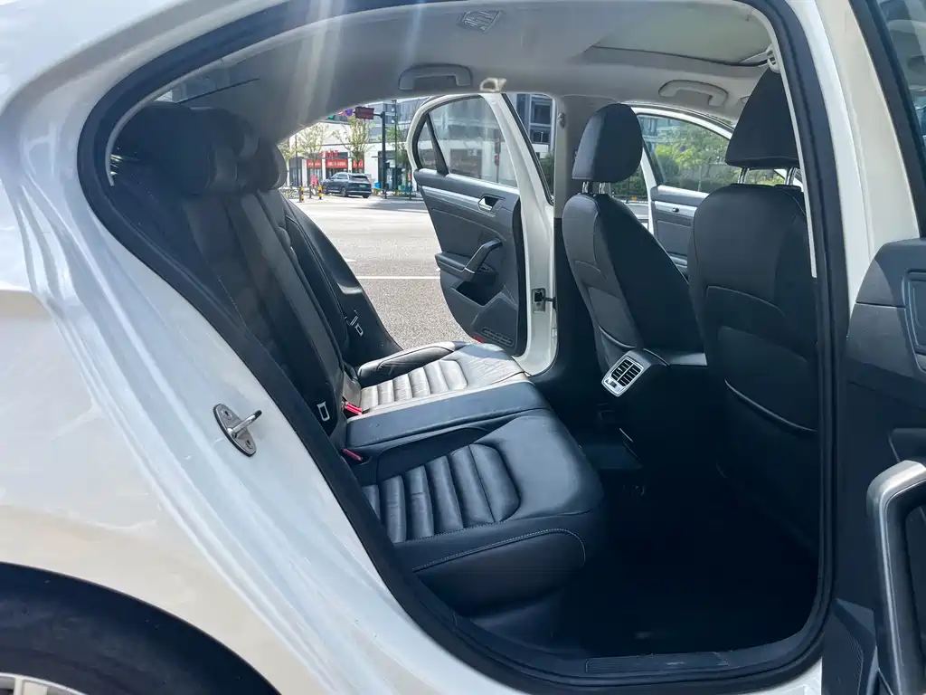 Volkswagen Lamando — миниатюра 9