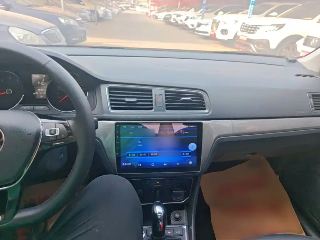 Volkswagen Lavida — миниатюра 10
