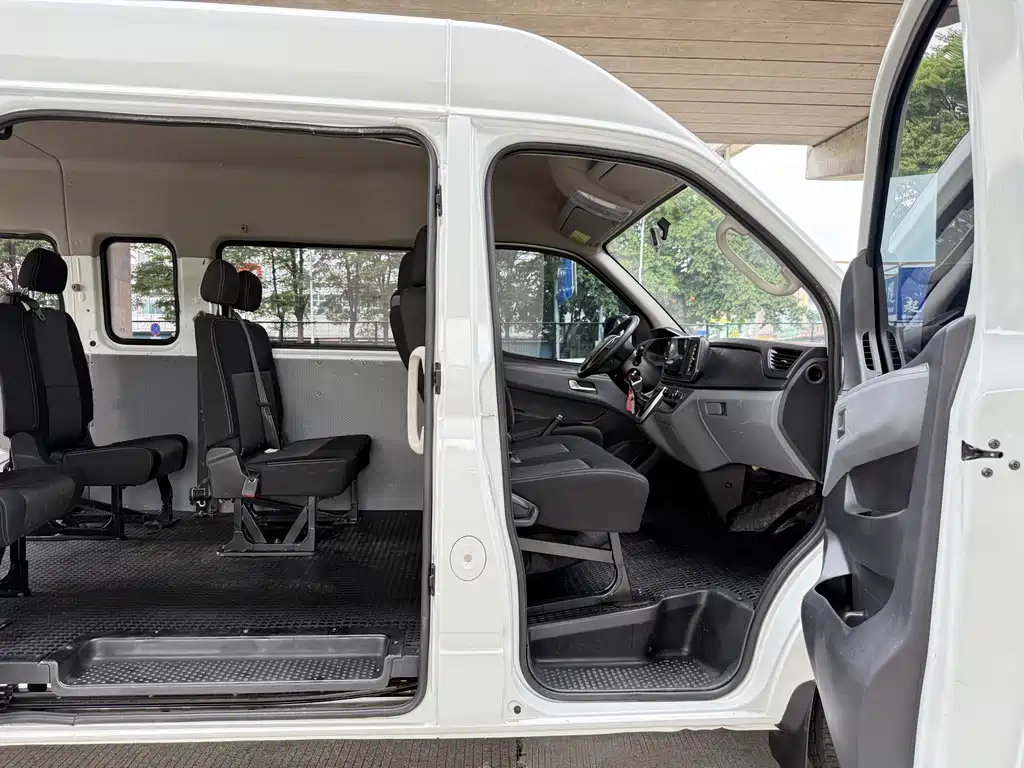 MAXUS V80 — миниатюра 11