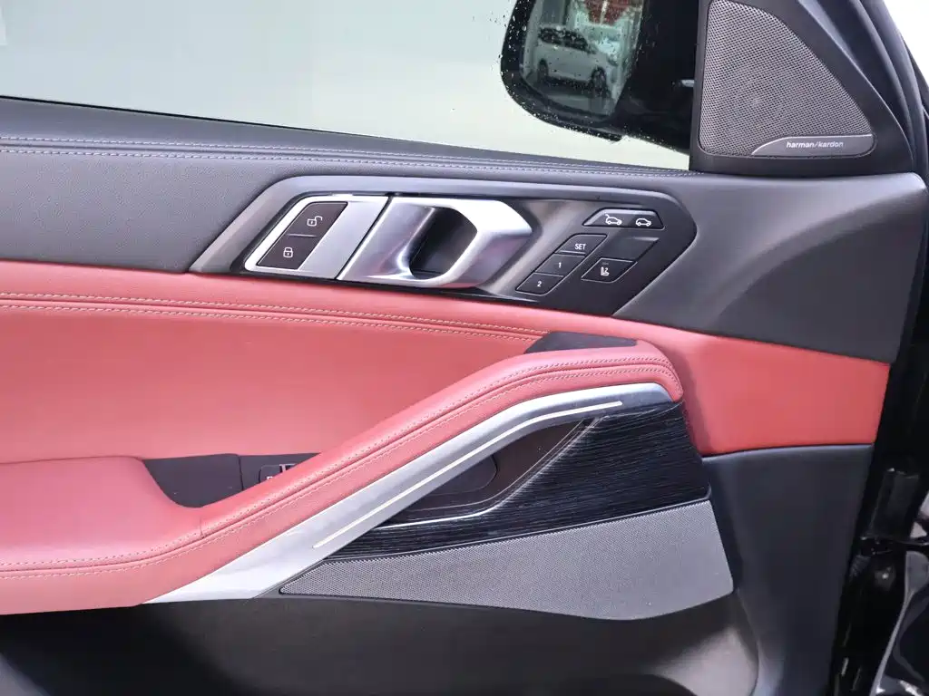 BMW X6 — миниатюра 17