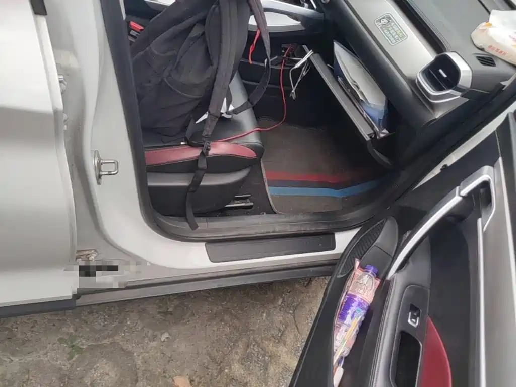 Geely Binyue — миниатюра 9