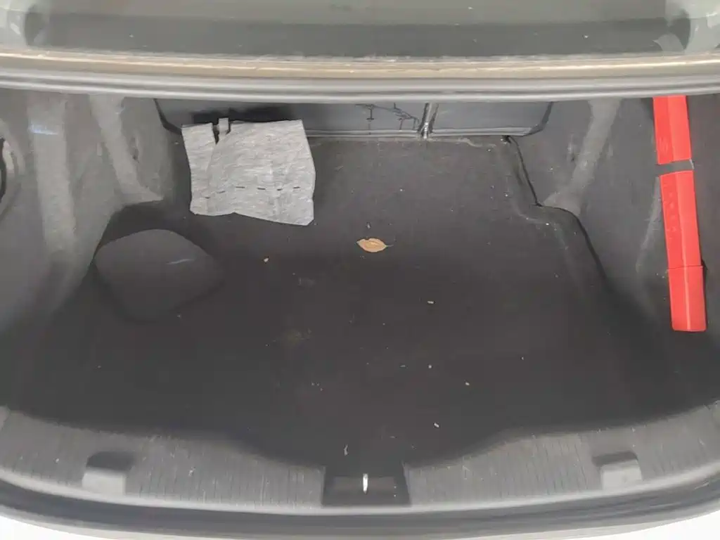 Chevrolet Cruze — миниатюра 19