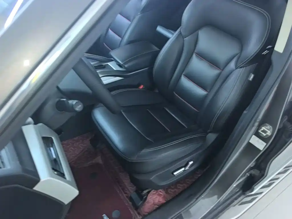 Geely Boyue — миниатюра 15