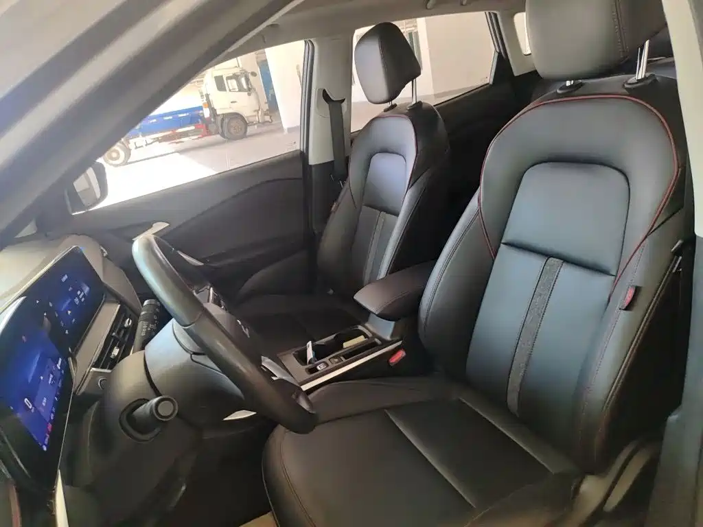 Chevrolet Trax — миниатюра 16