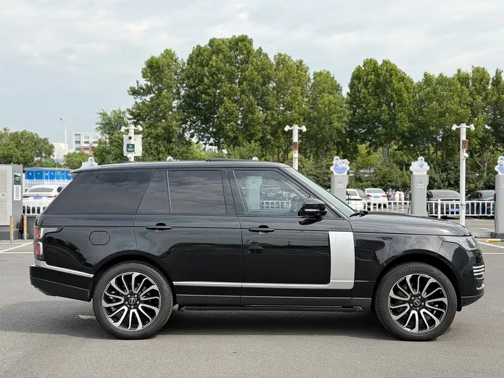 Land Rover Range Rover 2013 NA 5.0 V8 Vogue