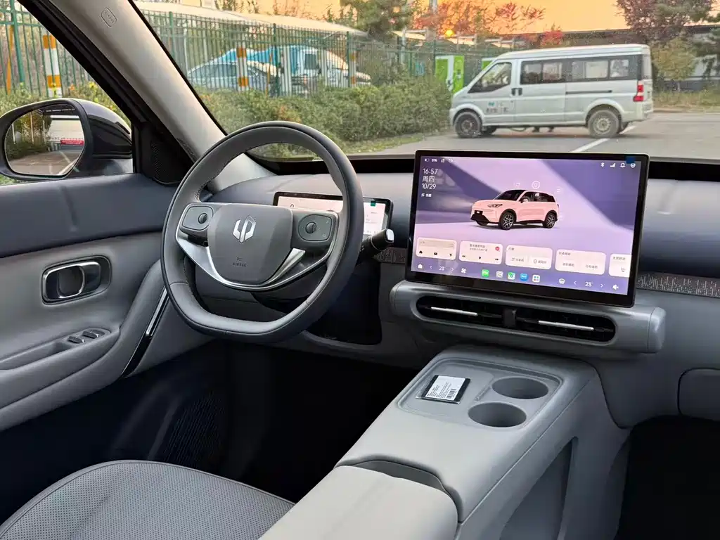 Leapmotor Leapmotor A10 — миниатюра 19