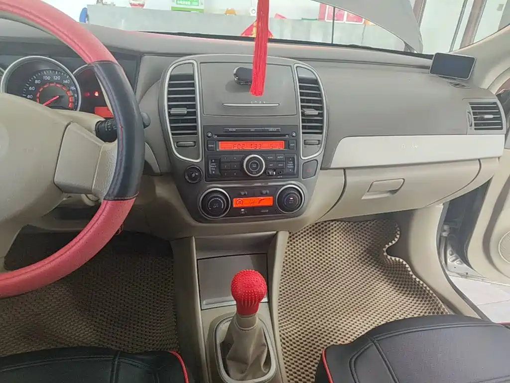 Nissan Sylphy — миниатюра 13