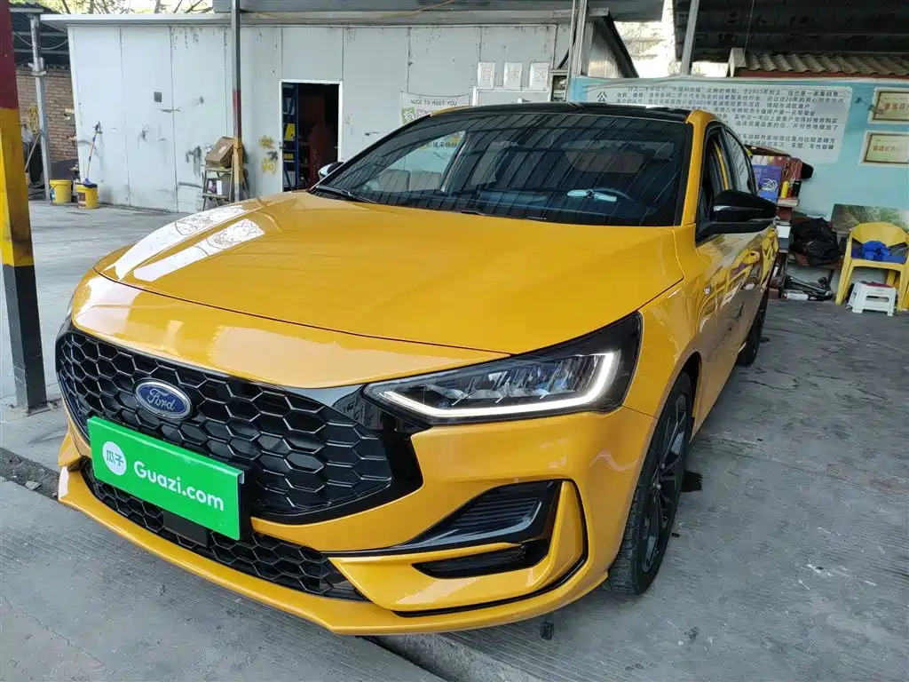 Ford Focus 2023
