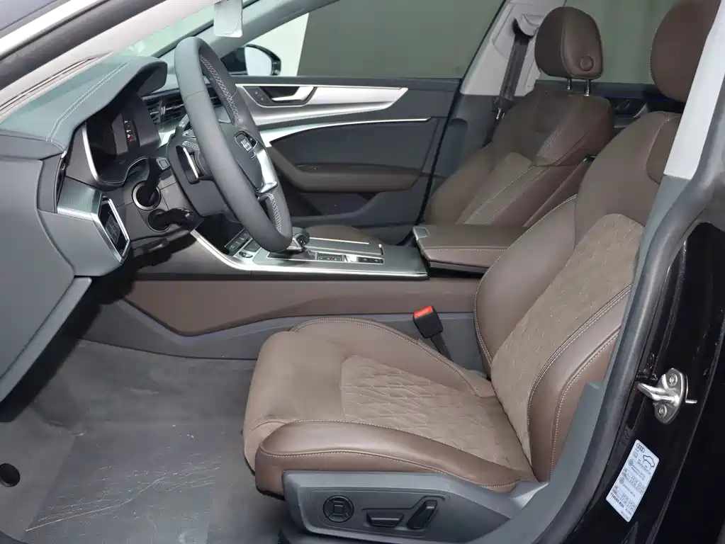 Audi A7L — миниатюра 4