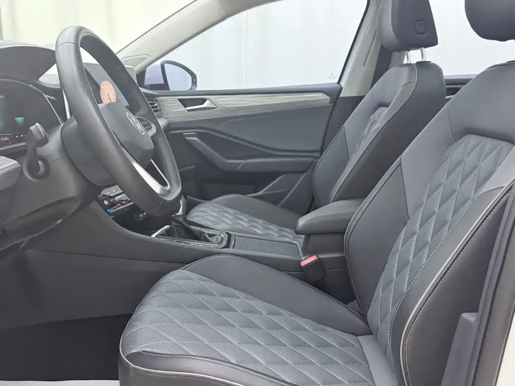 Volkswagen Sagitar — миниатюра 12