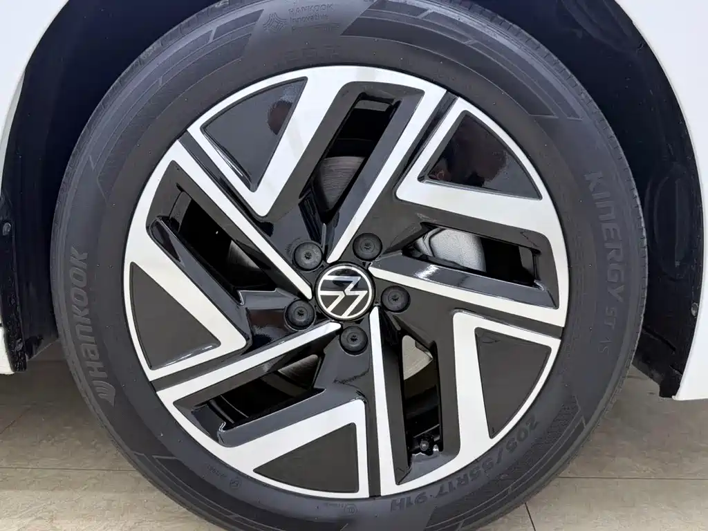 Volkswagen Sagitar — миниатюра 24