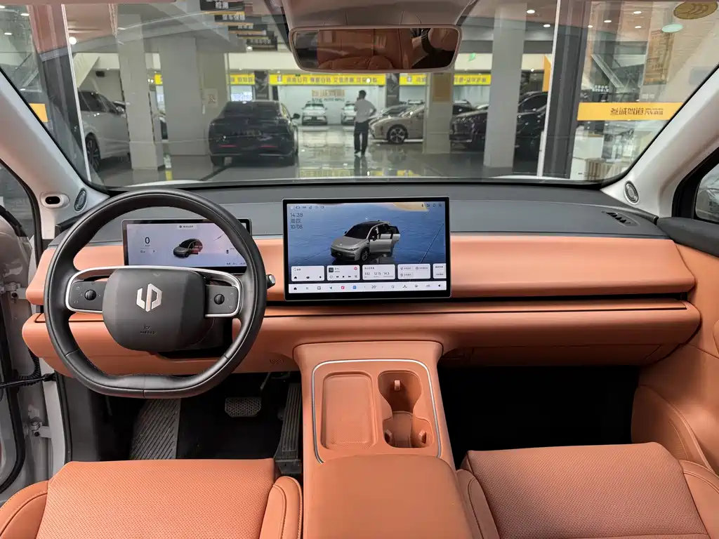 Leapmotor Leapmotor C10 — миниатюра 10