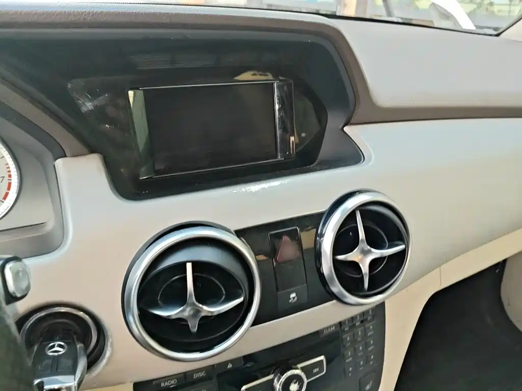 Mercedes-Benz GLK-Class — миниатюра 6
